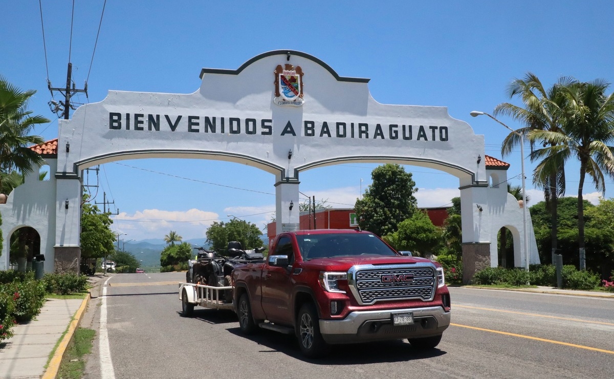 Entrada a la ciudad de Badiraguato, Sinaloa. (Foto: Ariel Ojeda)