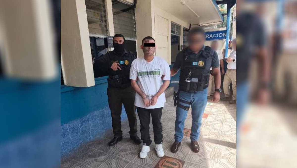 La entrega del detenido se realizó en el puesto fronterizo de El Carmen. Especial