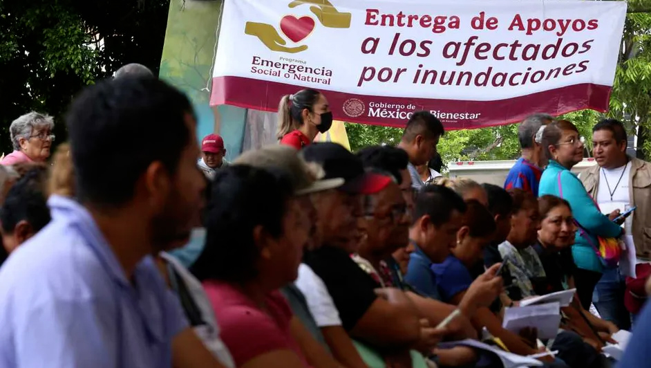 Inicia entrega de apoyos a damnificados por lluvias en Poza Rica, Veracruz