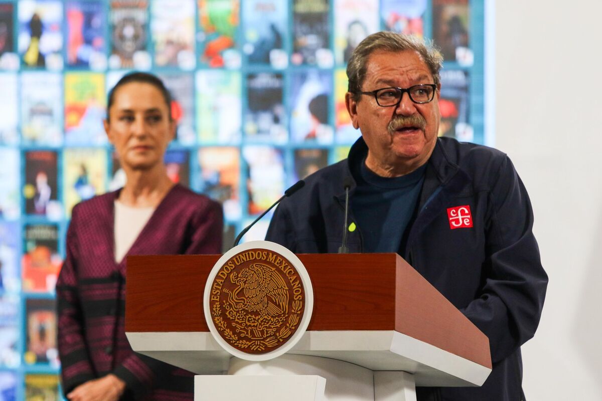 Paco Ignacio Taibo II, director del FCE en la conferencia de Palacio Nacional. | Cuartoscuro