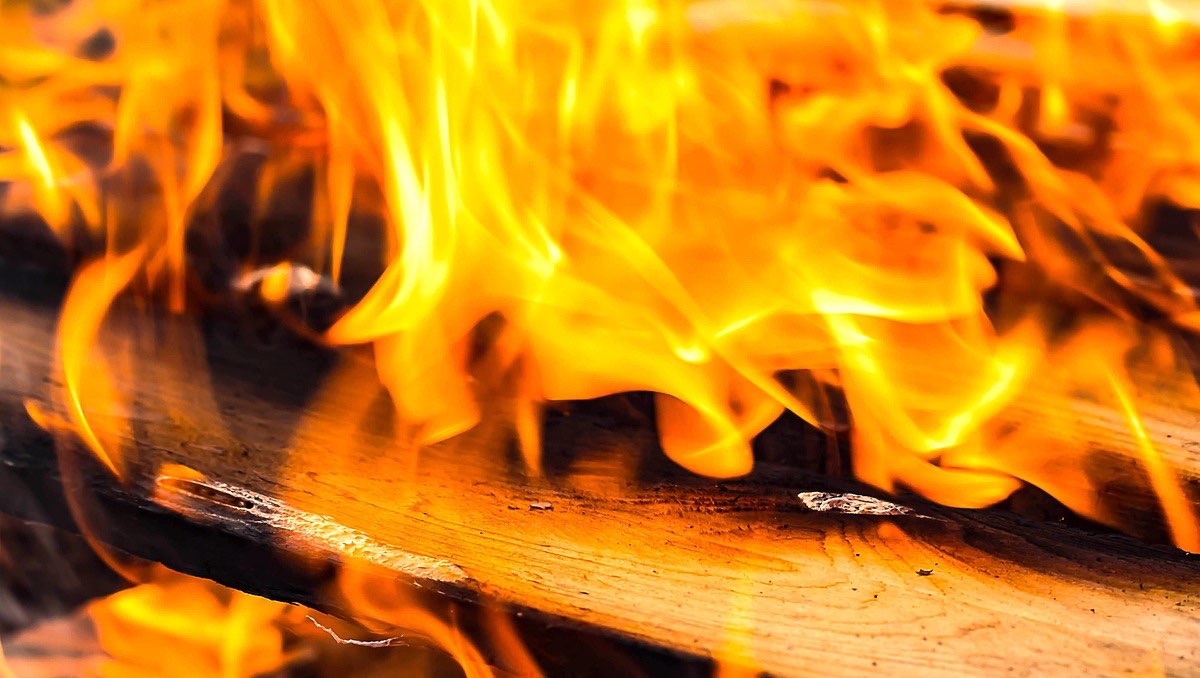 ¿Qué pasó? Mujer provocó incendio que mató a su vecina. | ESPECIAL