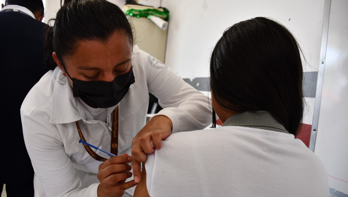 Puebla enfrenta déficit de personal de Salud, reconoce Imms-Bienestar | EsImagen