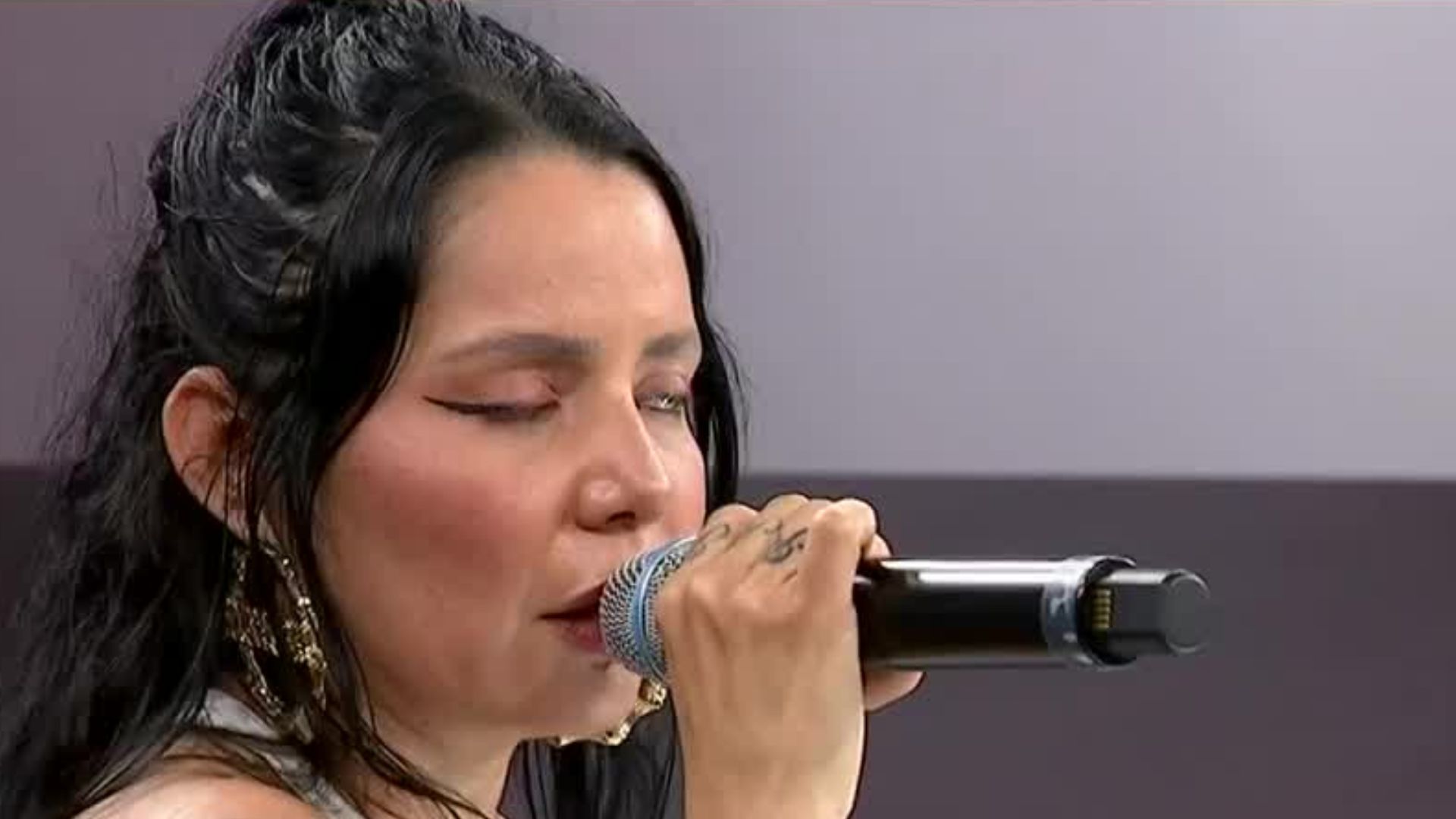 La rapera Hispana, Mamba Negra, presenta su nuevo álbum, "MEXA"