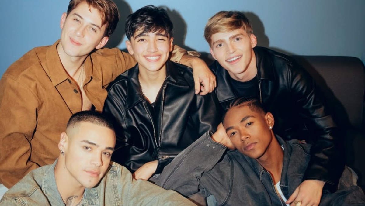 Santos Bravos, la primera boyband de HYBE Latin America, debutó en el Auditorio Nacional de México.