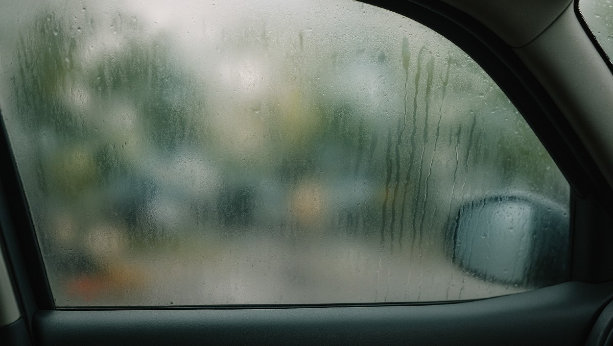 Los vidrios de un auto empañados es un problema muy común | IA DISCOVER