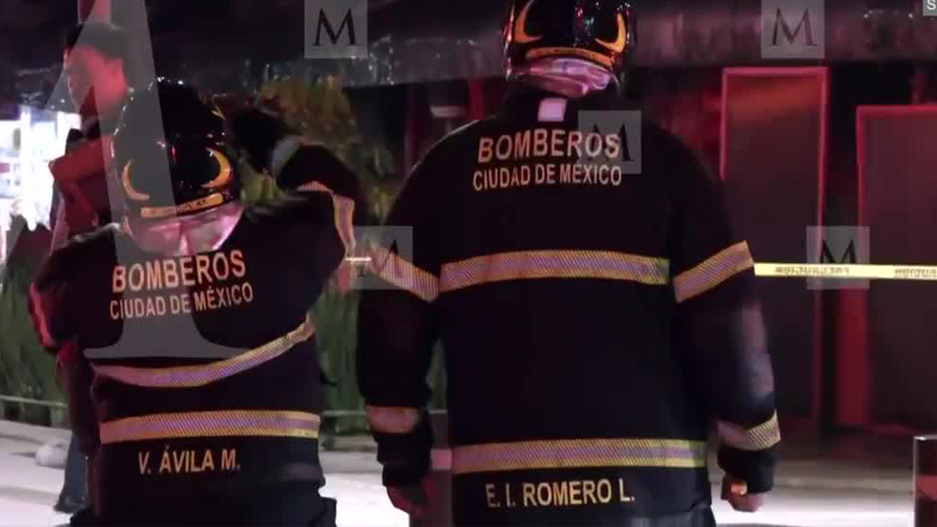 Desalojan a 200 personas por fuego en restaurante, despliegue de bomberos y SSC en la zona en CdMx