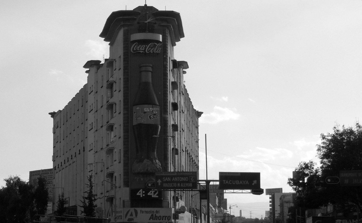 Edificio Ermita en 2011. (Wikimedia Commons)