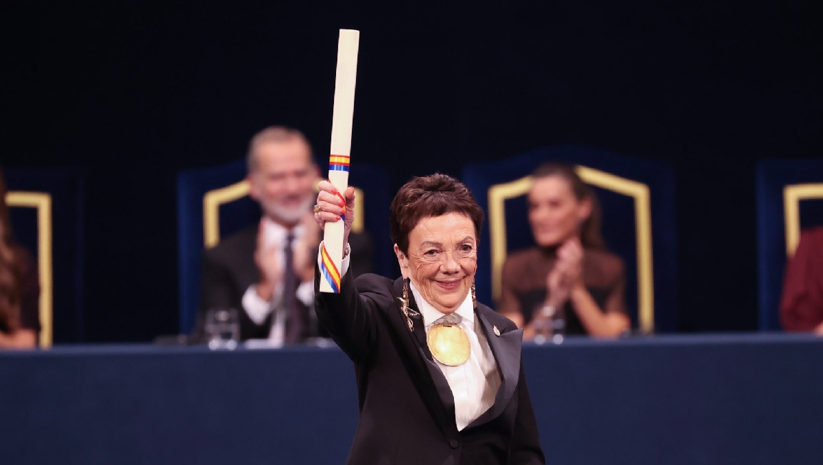 Graciela Iturbide recibe Premio Princesa de Asturias | X