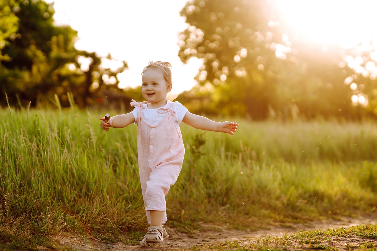 Optar por alimentos que aportan azúcares de manera natural, como la lactosa presente en la leche, puede marcar la diferencia. (iStock)