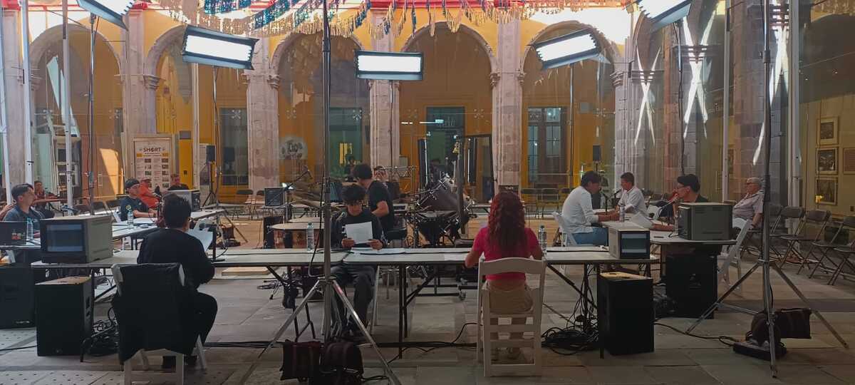 Se presenta en el antiguo patio del Hospicio de la Santísima Trinidad en la ciudad de Guanajuato. (Foto: Sandra Meneses)