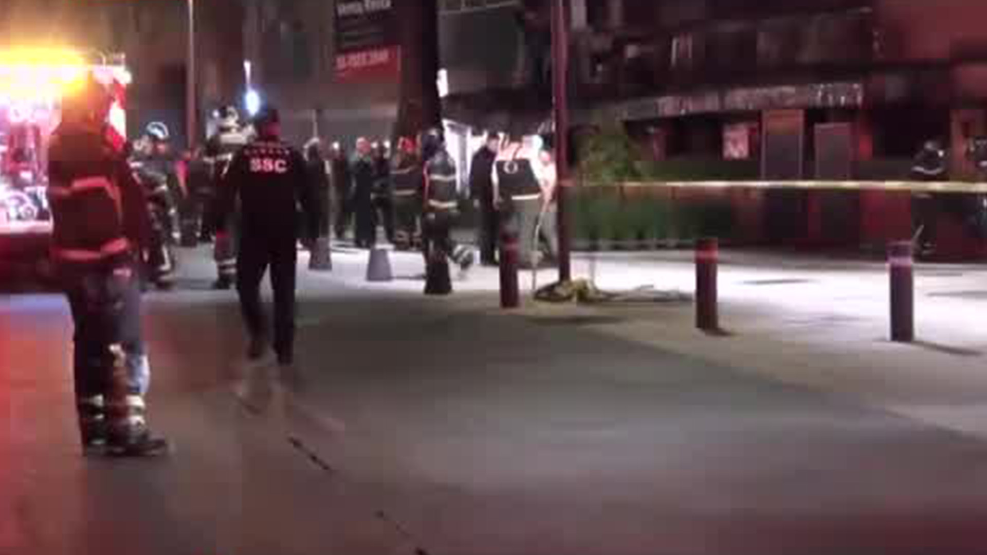 El secretario César Cravioto pide revisión estructural tras incendio de restaurante en CdMx