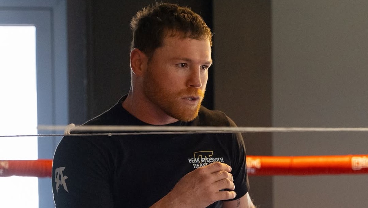 Canelo Álvarez presume inédita foto con sus hijas (Instagram @canelo)