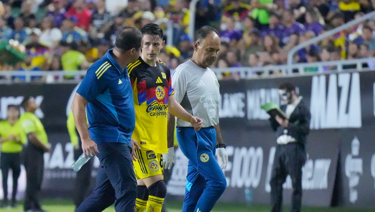Fidalgo explica la situación con su rodilla en los últimos partidos del América (Imago7)