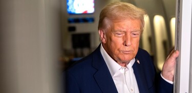 El Presidente realizó la declaración cuando iba a bordo del Air Force