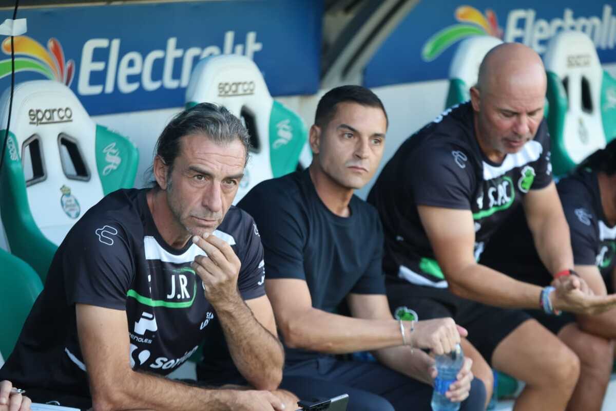 Francisco Rodríguez, DT de Club Santos. | Verónica Rivera