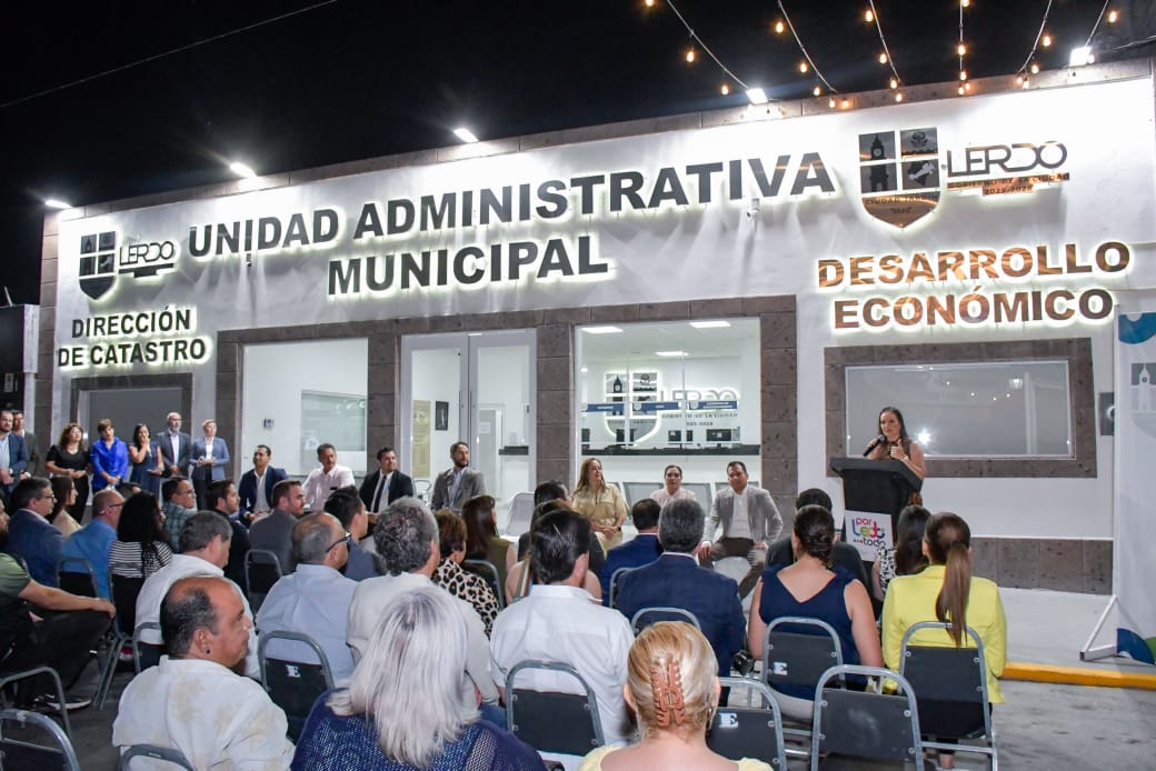 La alcaldesa Susy Torrecillas Salazar refirió que lo que se busca también con ello es que Lerdo sea confiable para la inversión.| Especial