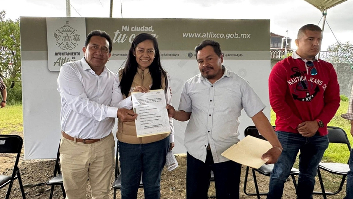 Ariadna Ayala lleva obra de electrificación a Lomas de Ixtepec | Especial