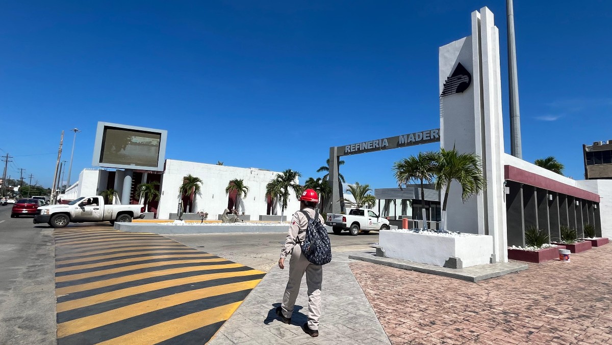 Entrada a la Refinería Francisco I. Madero. (Yazmín Sánchez)