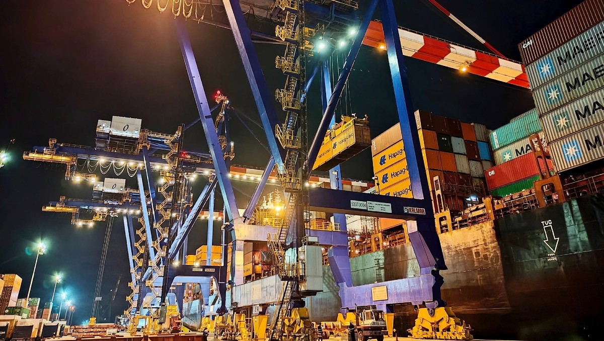 Movimiento de comercio exterior en el puerto de Altamira.