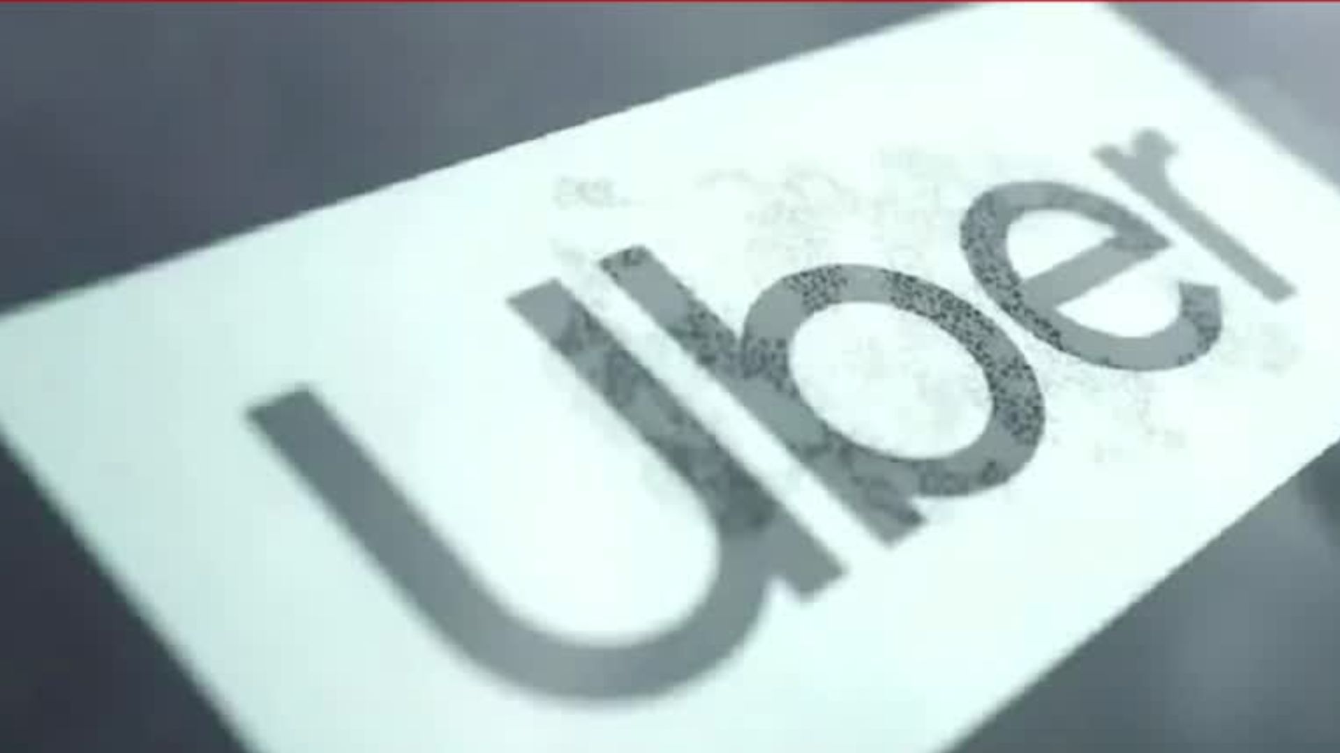 Uber vuelve a poder entrar en los aeropuertos; le otorgan suspensión definitiva en todo el país