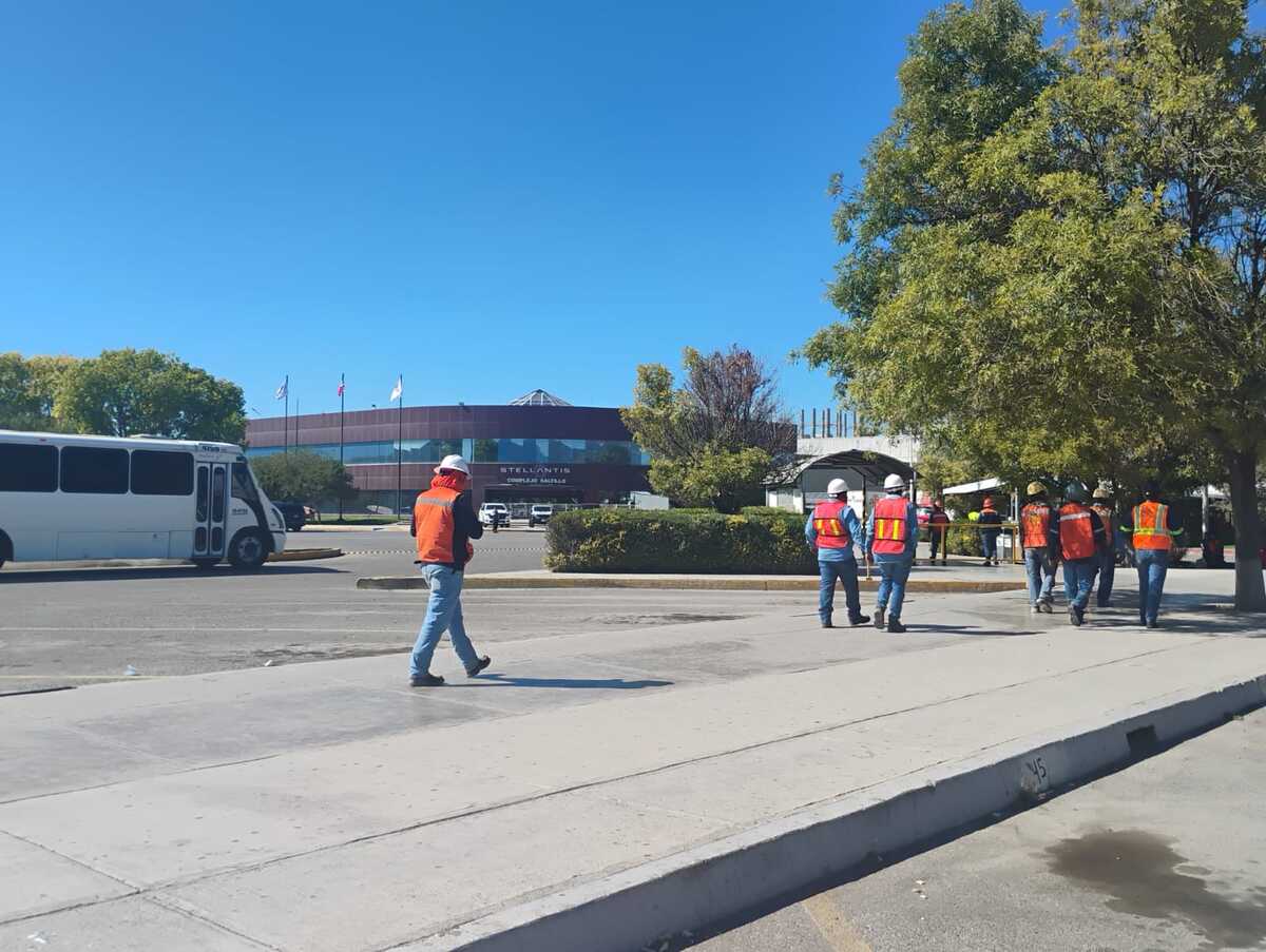 El vicepresidente senior de manufactura, Carlos Rivera, anunció la apertura de un nuevo turno con más de 2 mil trabajadores.| Archivo