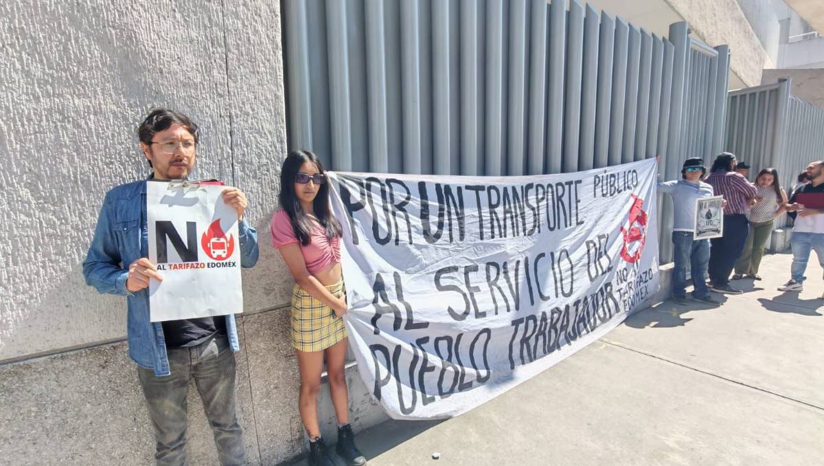 El aumento en el pasaje se emitió sin fundamentación ni motivación suficiente, aseguro representante de Colectivo No Al Tarifazo: Foto: Mellissa López