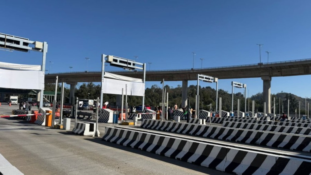 Bloquean ambos sentidos de la caseta México-Cuernavaca hoy 28 de octubre | GN Carreteras