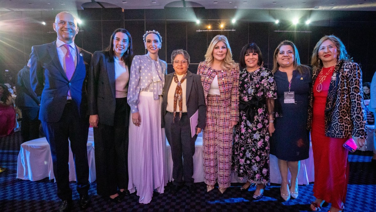 La coordinadora del Caderr, Altagracia Gómez Sierra, participó en el evento. Foto: Especial