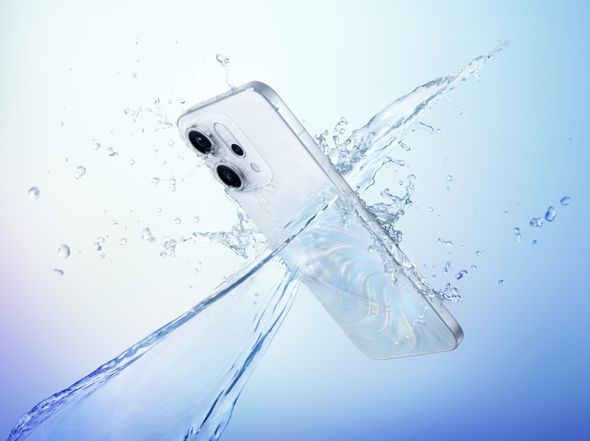 OPPO Reno14 graba en 4K bajo el agua sin accesorios adicionales. | Especial