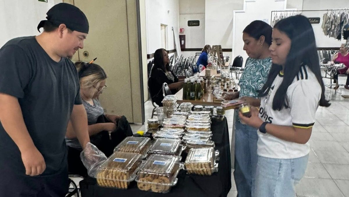 Señaló que están a favor de apoyar temas de salud. Especial