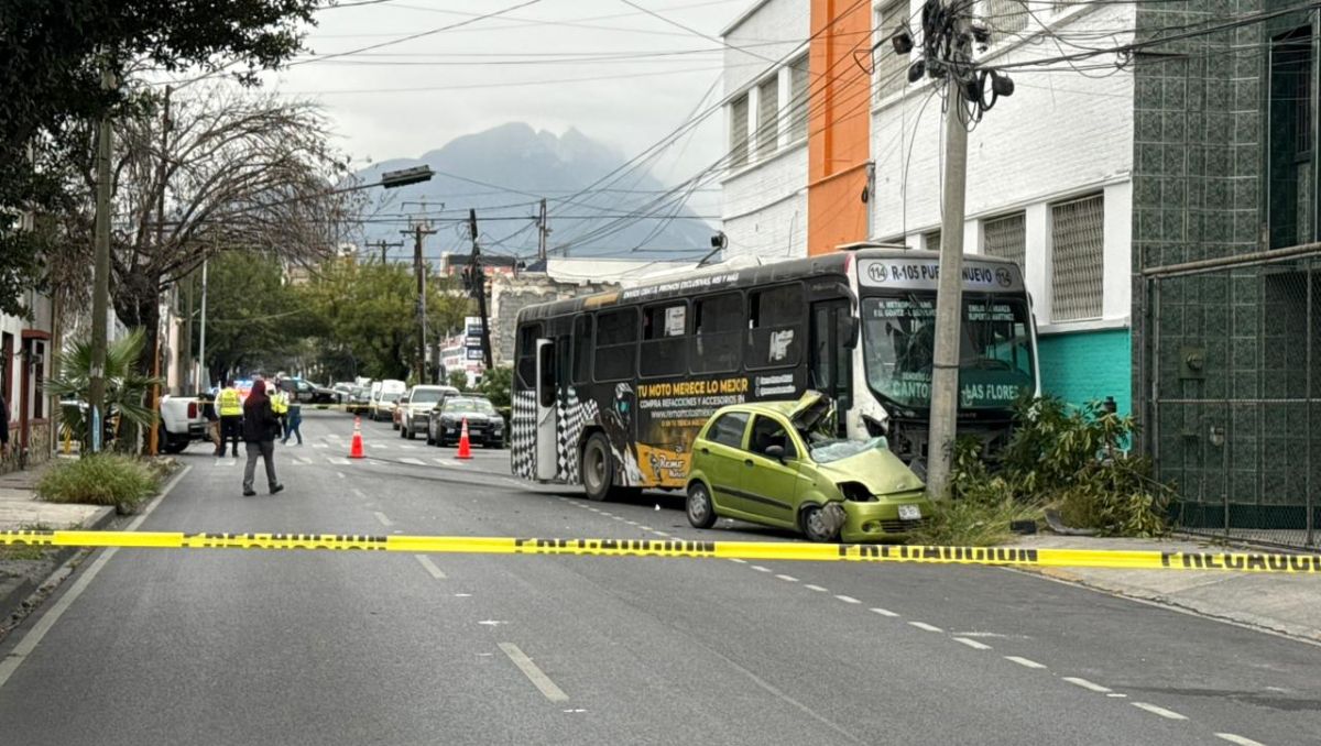 El accidente ocurrió sobre la calle José María Arteaga, entre Platón Sánchez y Álvaro Obregón. Fernanda Pérez