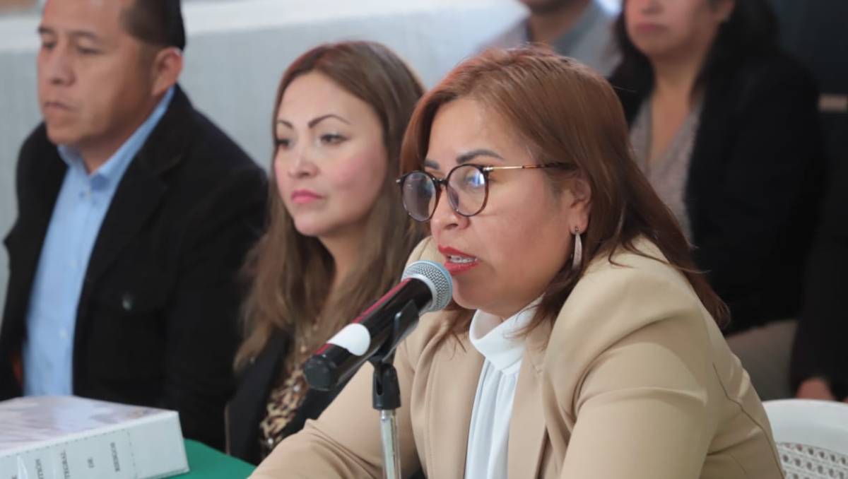 La alcaldesa explicó que el suministro en la demarcación se mantiene estable y bajo control. Foto: Iván Carmona.