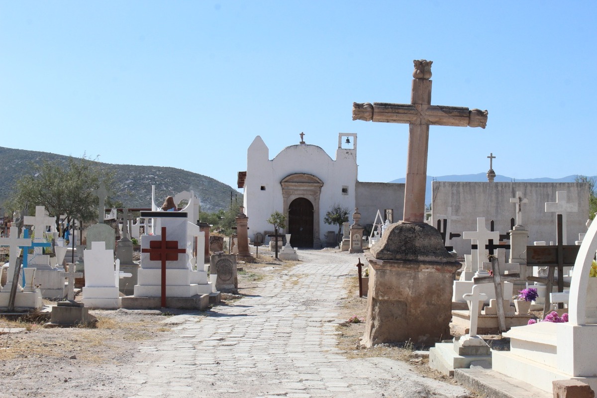Panteón Municipal de Mapimí, Durango. | Roberto Amaya