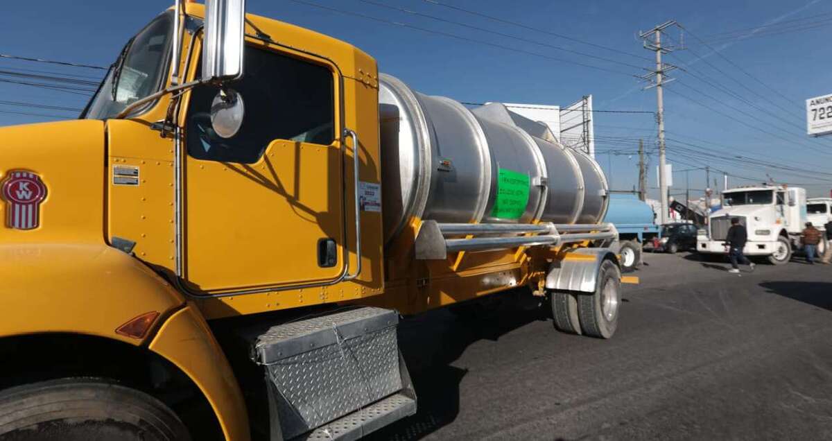 Piperos de Edomex deberán esperar indicaciones del gobierno para conocer los pozos para extracción. Foto: (Tania Contreras)