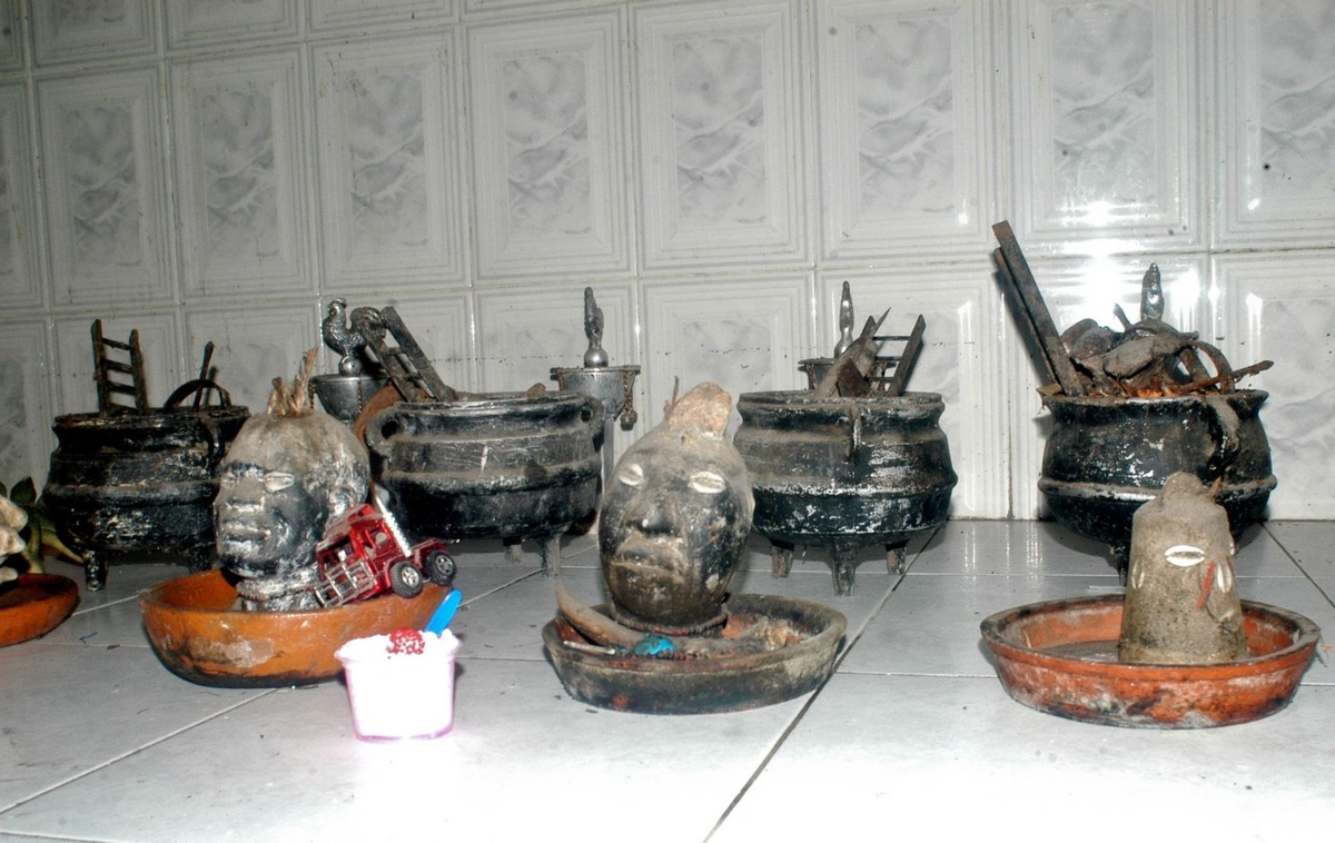 Algunos practicantes de santería también lo son de palo mayombe pese a las diferencias entre ambas creencias | Cuartoscuro