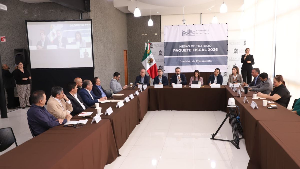 Adrián de la Garza, Daniel Carrillo, César Garza Arredondo y David de la Peña acudieron a la Mesa de Trabajo del Paquete Fiscal 2026. Luis Guerra