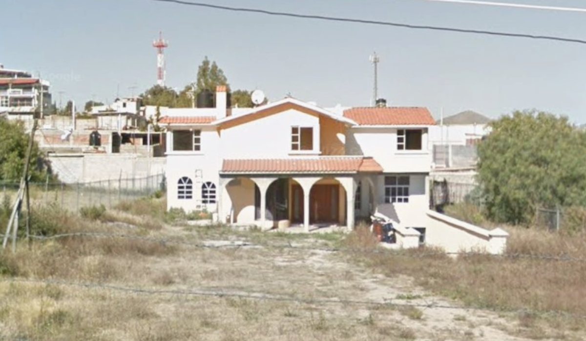 Inmueble en el barrio El Calvario, municipio de Tepetlaoxtoc, donde fue asegurado el vehículo que abordaron B-King y Regio Clown | Especial