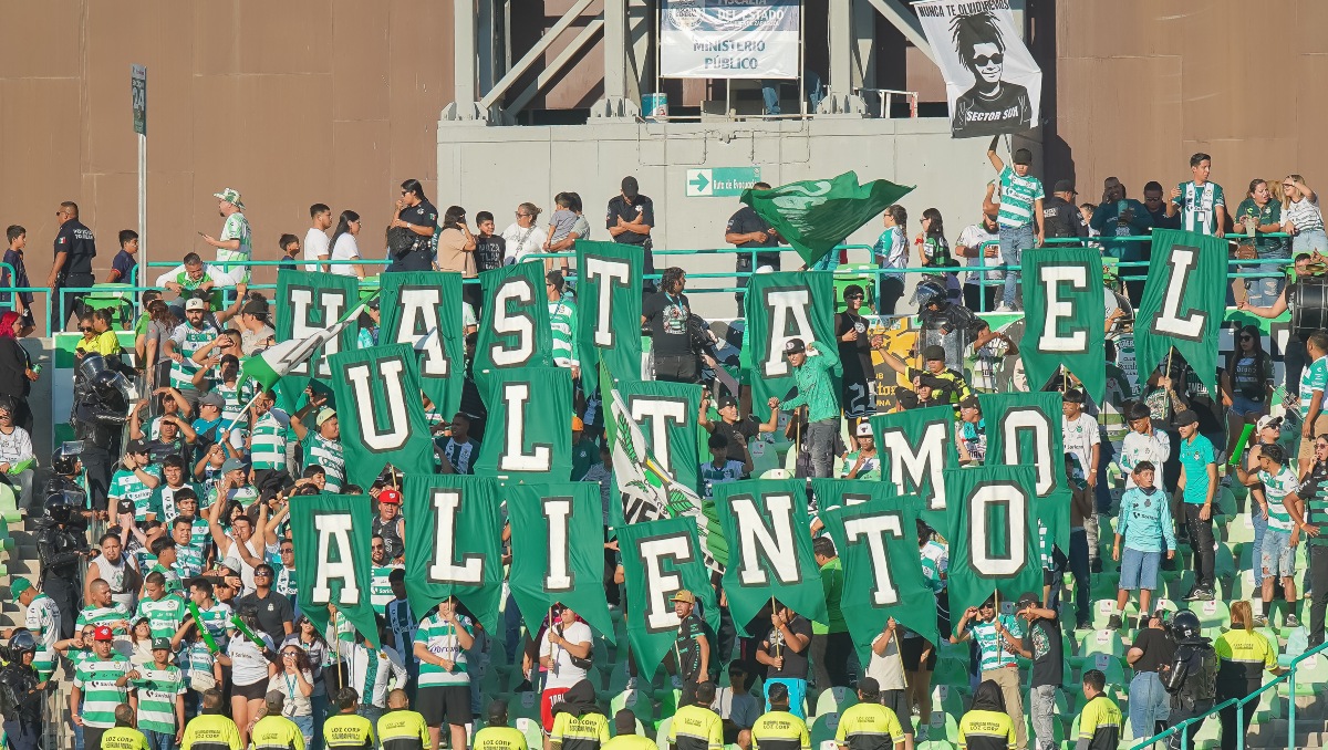 ¿Qué necesita Santos para asegurar su lugar en el Play-In del Apertura 2025 en Liga MX? (Imago7)