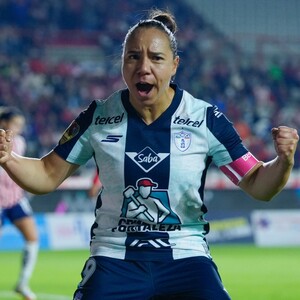 Charlyn Corral cosechó su quinto título de goleo en la Liga MX Femenil, cuarto consecutivo, tras romper récord de más goles en una temporada regular
