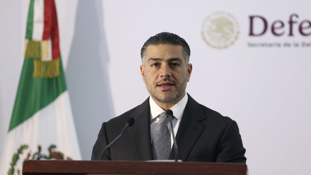 El secretario de Seguridad, en la conferencia sobre el asesinato del alcalde de Uruapan, Michoacán Carlos Mazo. | Ariana Pérez