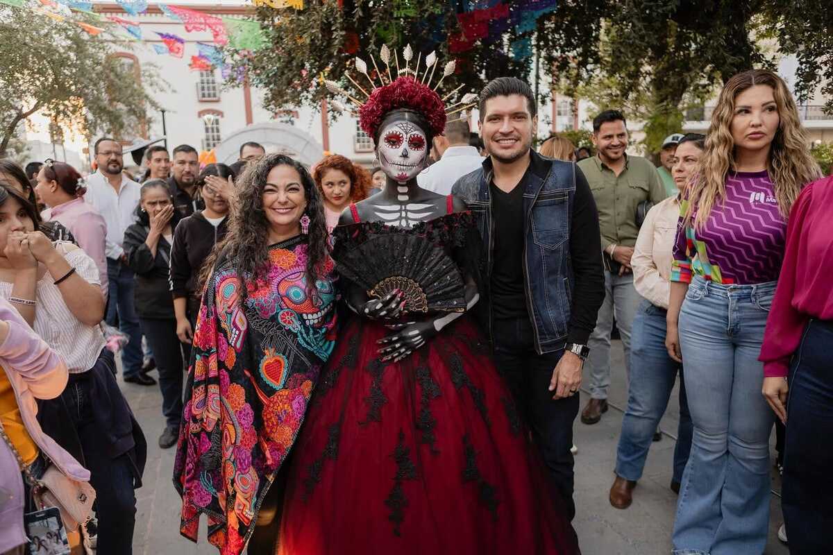 Alcalde Beto Granados inaugura el Valle de las Catrinas en Matamoros