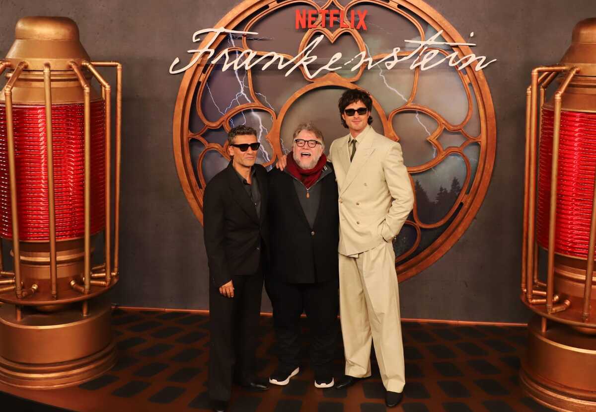 Guillermo del Toro junto a Oscar Isaac y Jacob Elordi  | Javier Rios