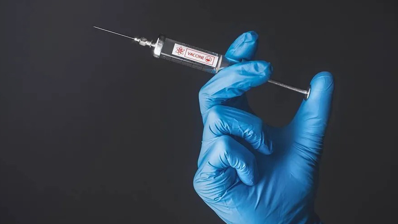 Nadine Gasman explica por qué solo se aplicarán vacunas Pfizer y Moderna contra COVID-19