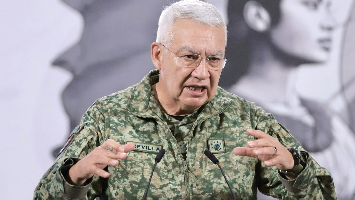 Ricardo Trevilla, secretario de la Defensa Nacional, desde el Salón de Tesorería, para la conferencia. | Ariel Ojeda