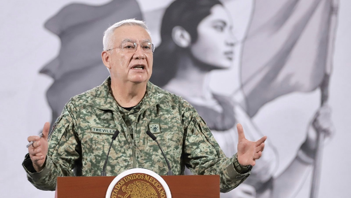 El secretario de la Defensa Nacional, Ricardo Trevilla, durante la conferencia mañanera de hoy. | Ariel Ojeda