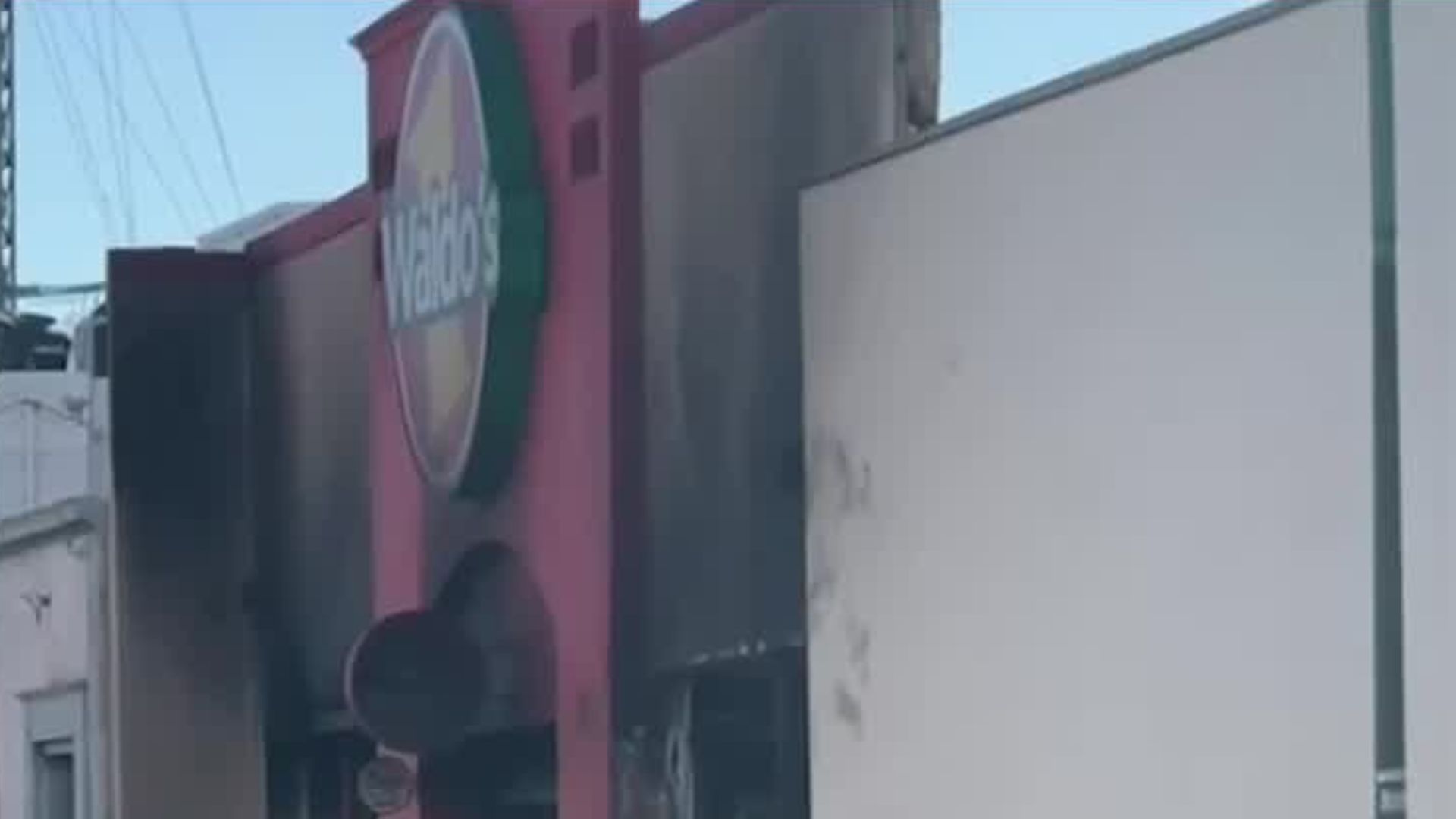 En Sonora, inician las investigaciones por el incendio de la tienda Waldo´s
