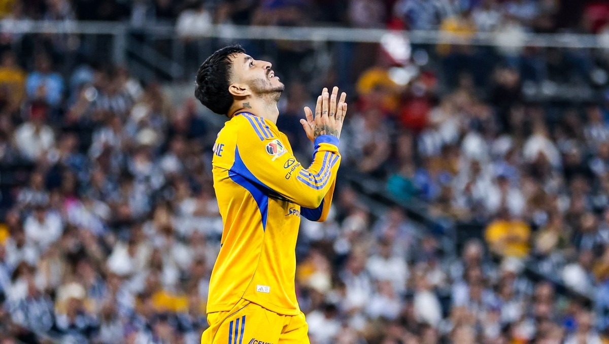 Tigres, con tres jugadores en riesgo por acumulación de tarjetas (Imago7)