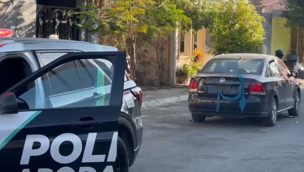 El vehículo y los objetos quedaron abandonados en colonia Nuevo Las Puentes | Especial