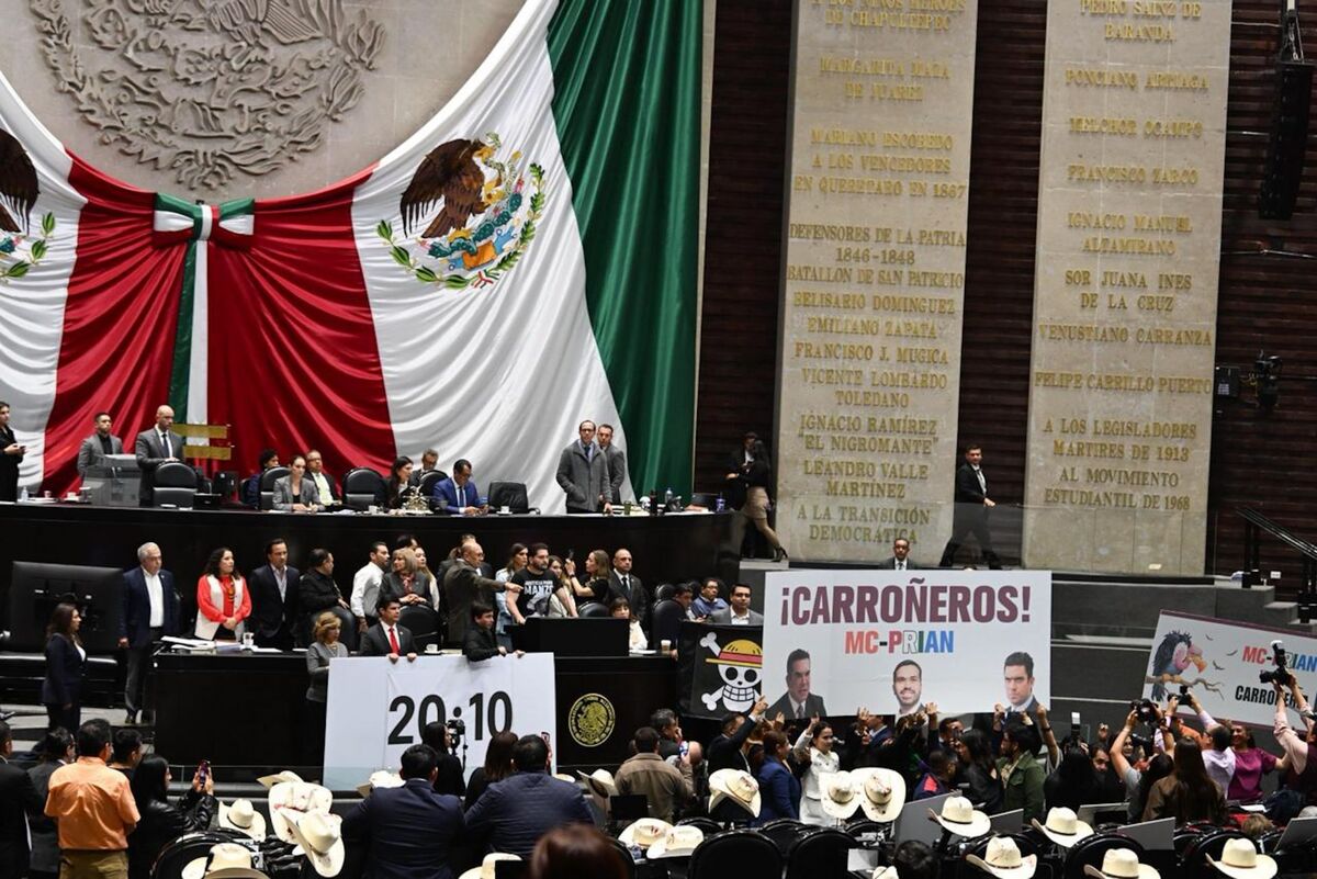 Este martes, entre protestas y señalamientos, aprobaron el Presupuesto 2026 en San Lázaro. | Cuartoscuro