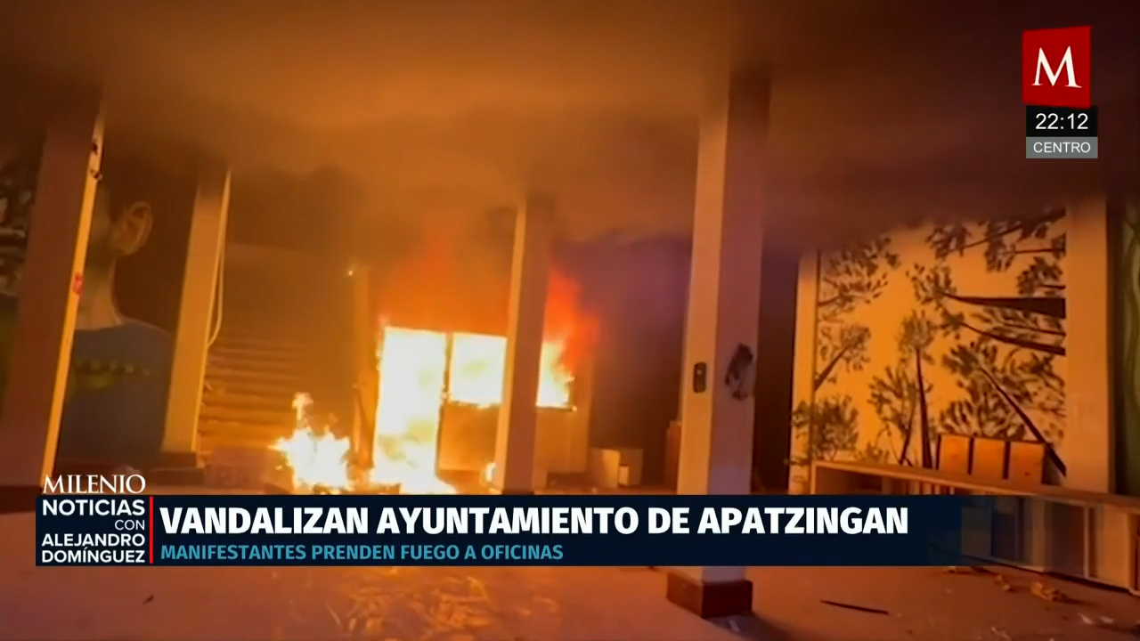Protesta en Apatzingán termina con incendios y destrozos tras asesinatos de líderes
